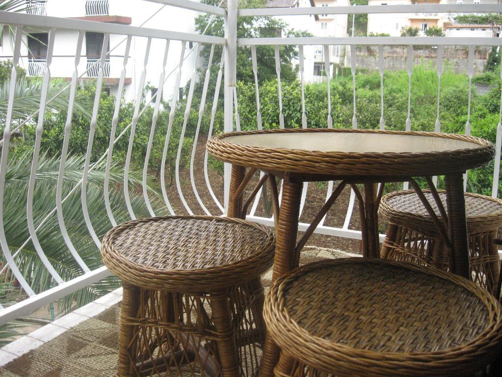 Guesthouse Djurisic Herceg Novi Buitenkant foto