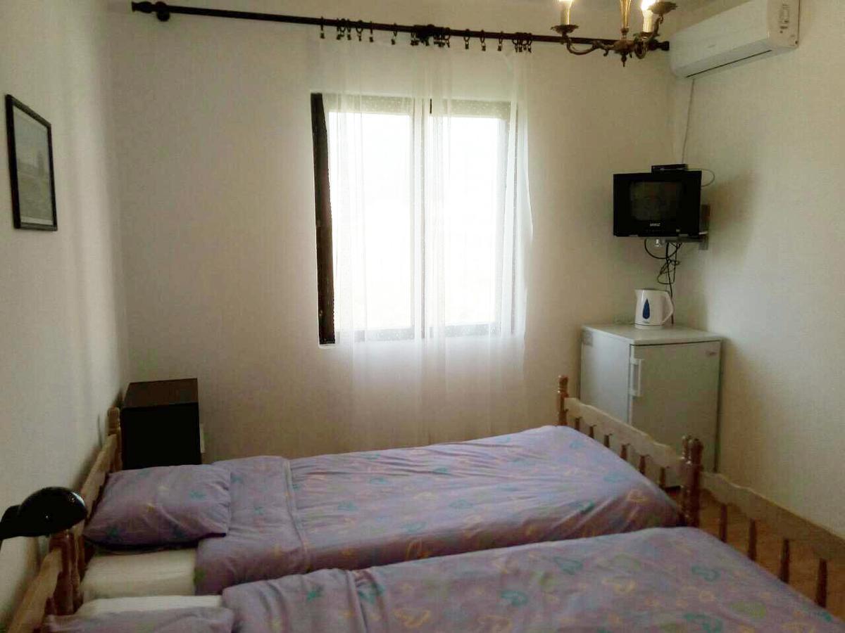 Guesthouse Djurisic Herceg Novi Buitenkant foto